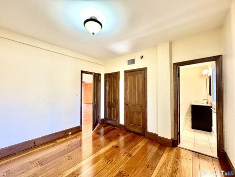 2 Meadow Place East Haven CT 06512