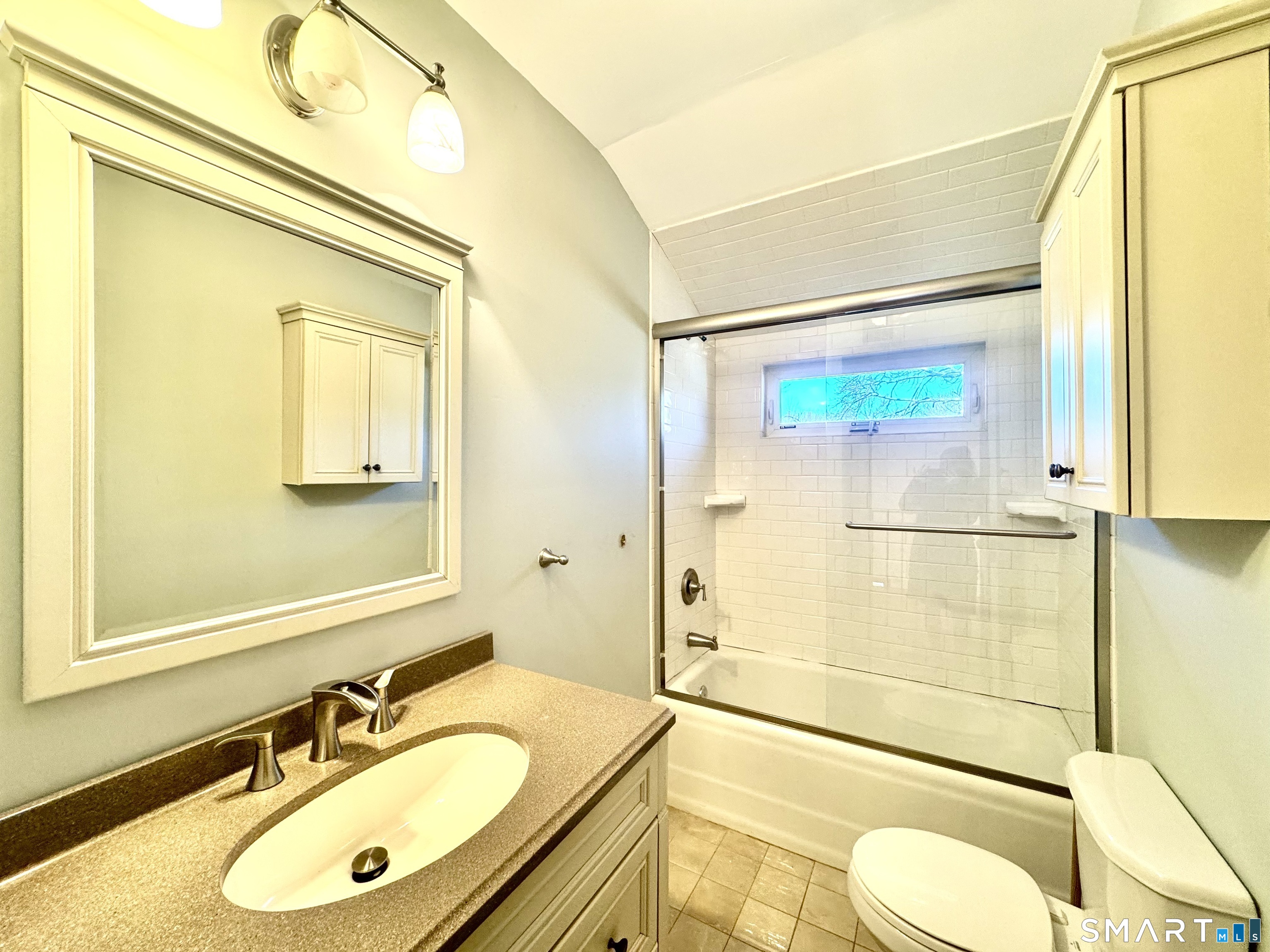 2 Meadow Place East Haven CT 06512