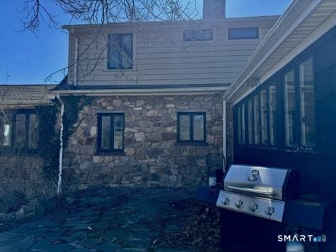 2 Meadow Place East Haven CT 06512