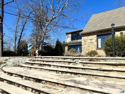 2 Meadow Place East Haven CT 06512