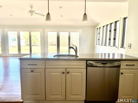 2 Meadow Place East Haven CT 06512