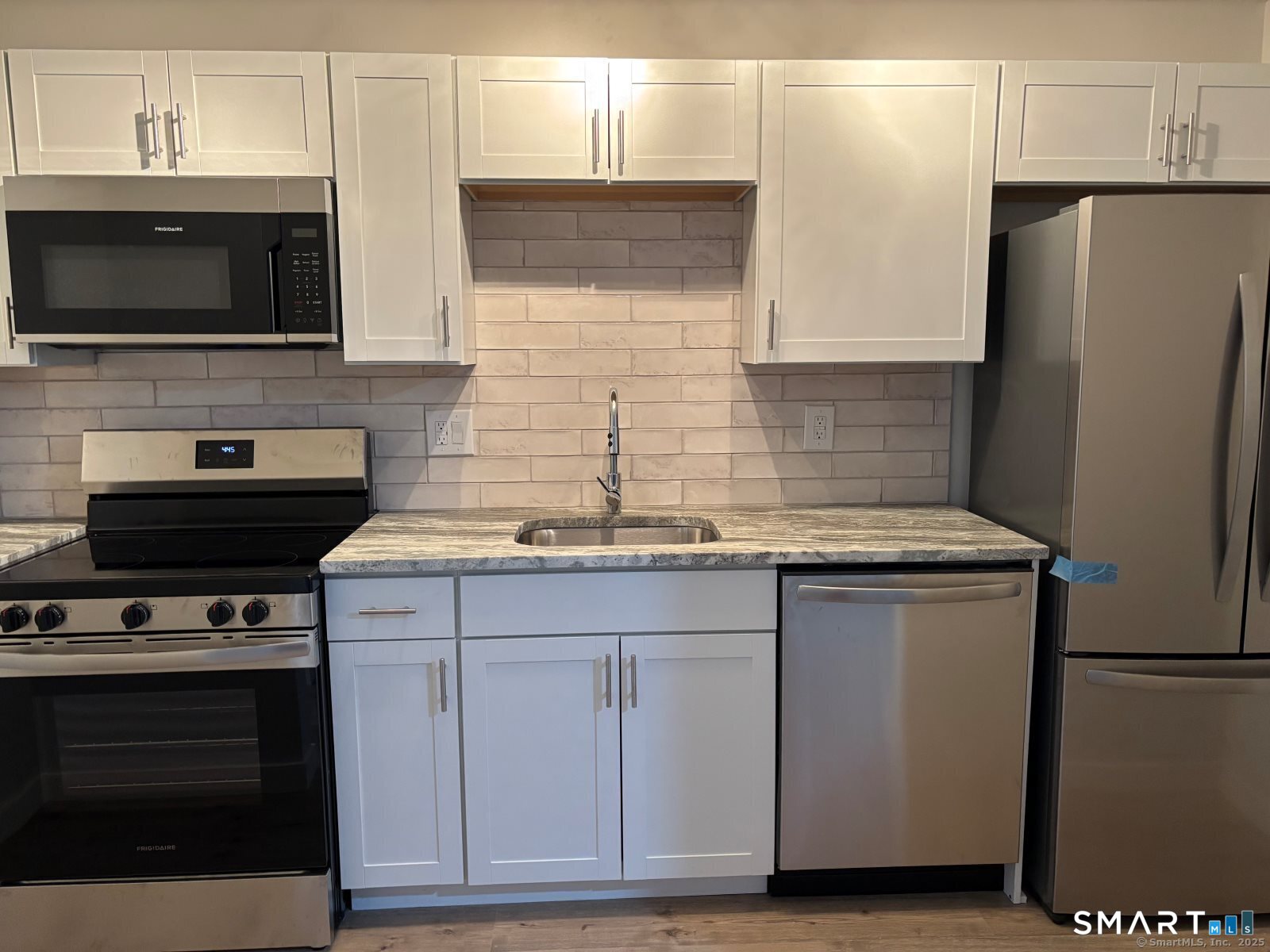 82 Longview Street Waterford CT 06385