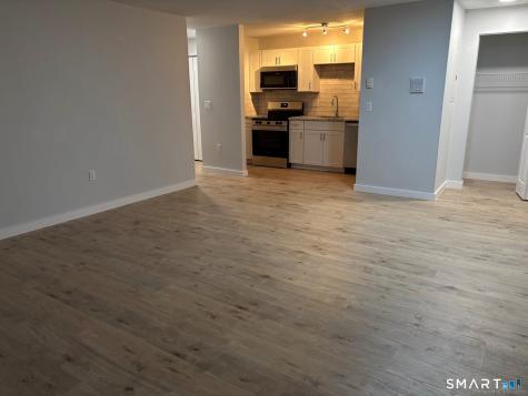 82 Longview Street Waterford CT 06385
