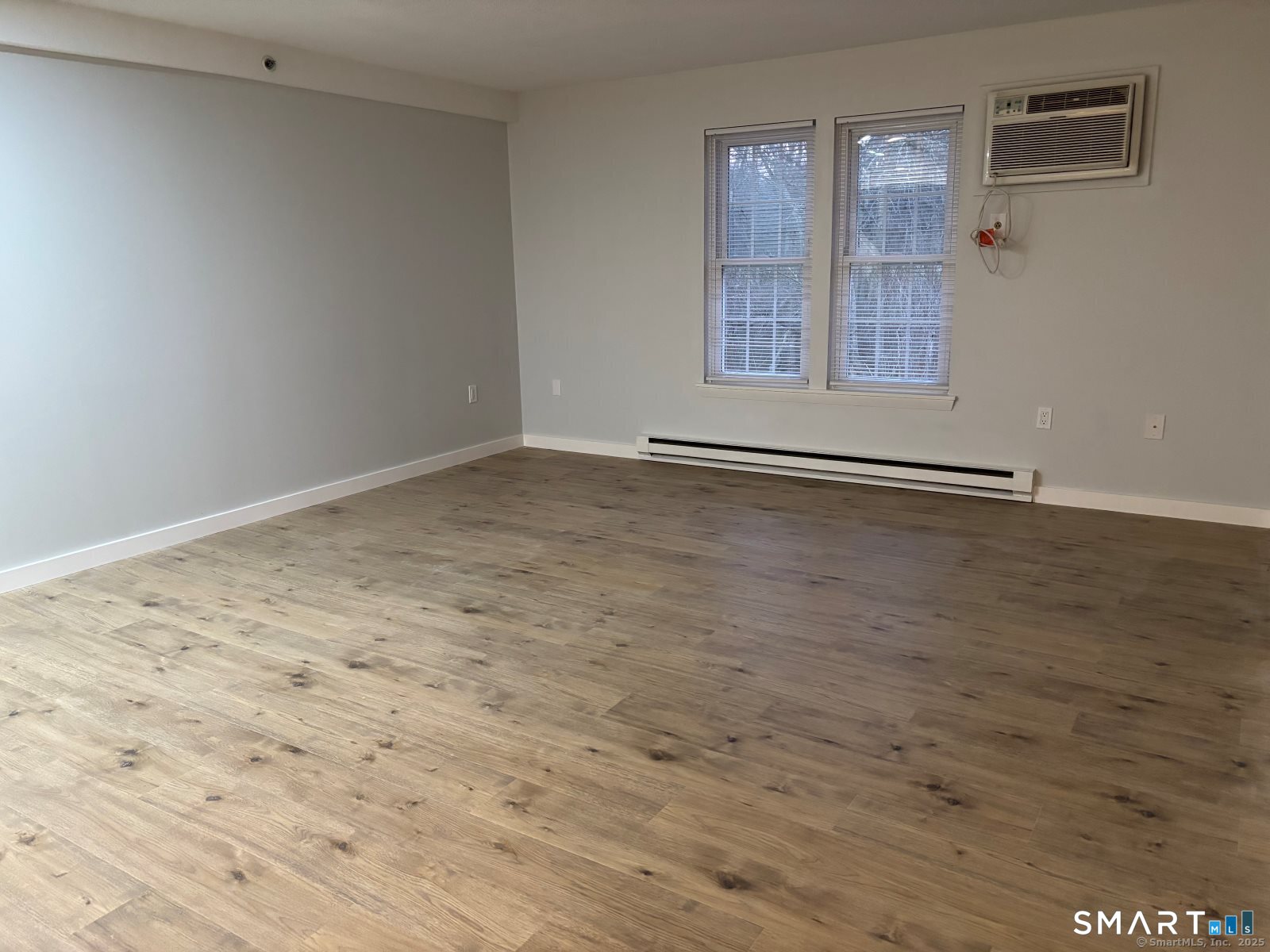 82 Longview Street Waterford CT 06385