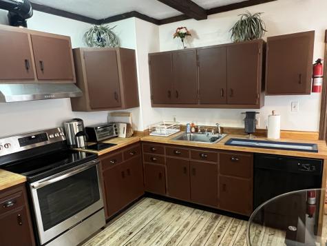 39 Pearl Street Groton CT 06355