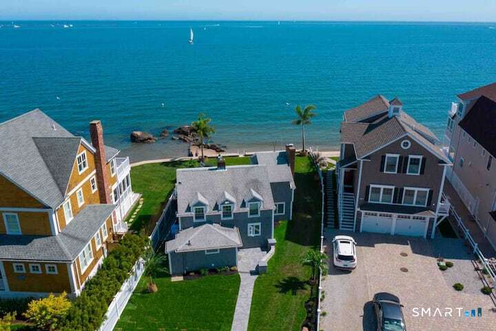 21 Groveway Clinton CT 06413