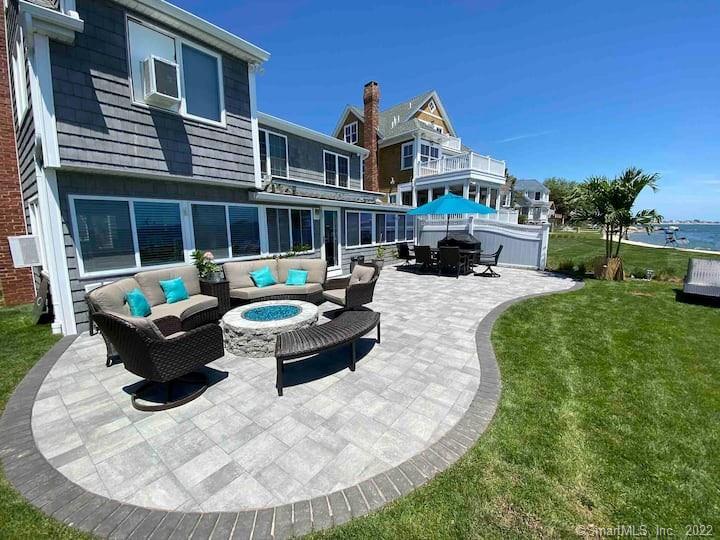 21 Groveway Clinton CT 06413
