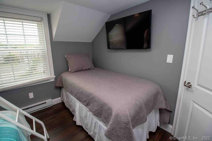 21 Groveway Clinton CT 06413