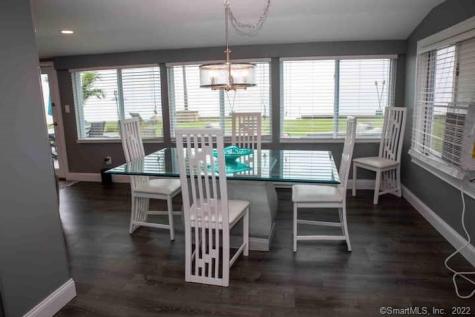 21 Groveway Clinton CT 06413