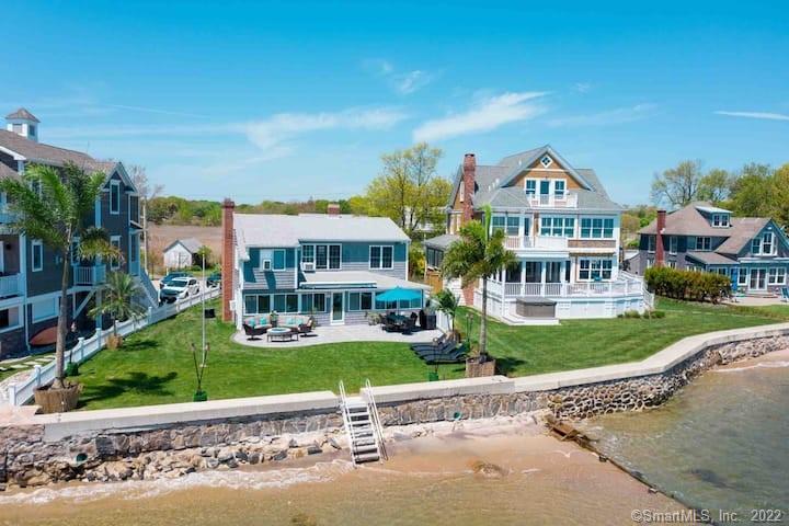21 Groveway Clinton CT 06413