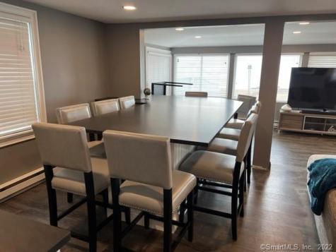 21 Groveway Clinton CT 06413