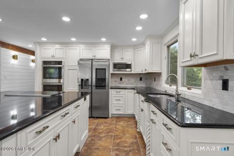 2 Choctaw Lane Greenwich CT 06831