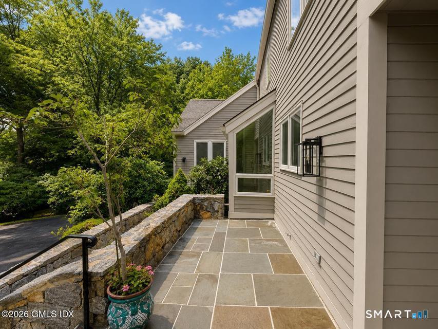 2 Choctaw Lane Greenwich CT 06831