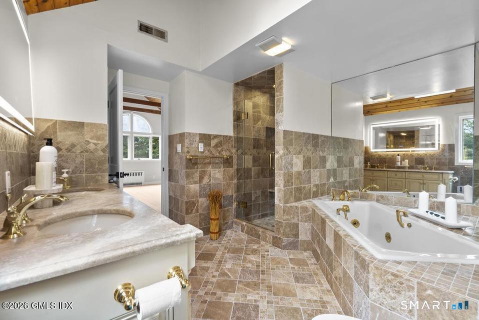 2 Choctaw Lane Greenwich CT 06831