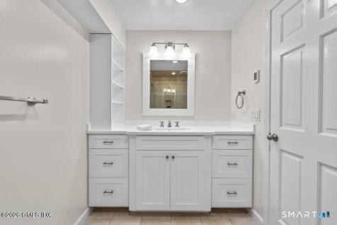 2 Choctaw Lane Greenwich CT 06831