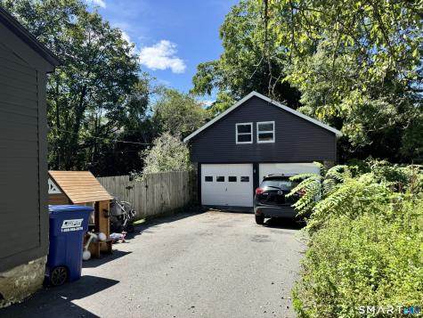 25 Pequot Avenue Groton CT 06355