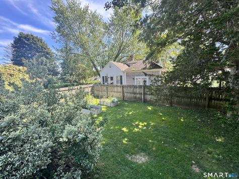 25 Pequot Avenue Groton CT 06355