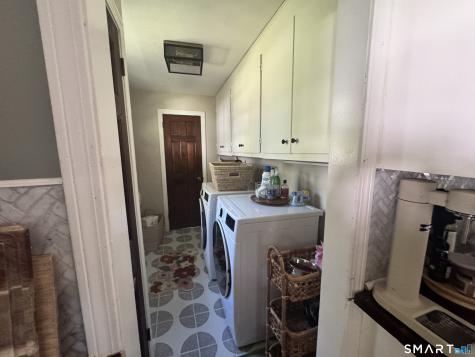 25 Pequot Avenue Groton CT 06355