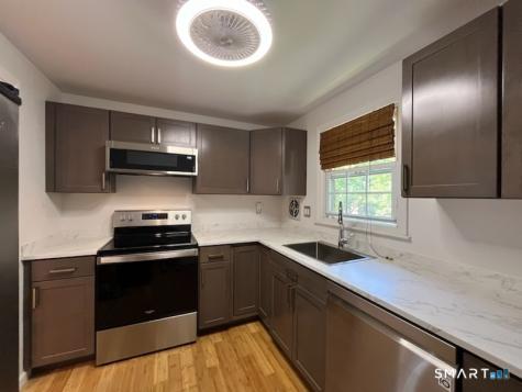 6 Grandview Drive Farmington CT 06032