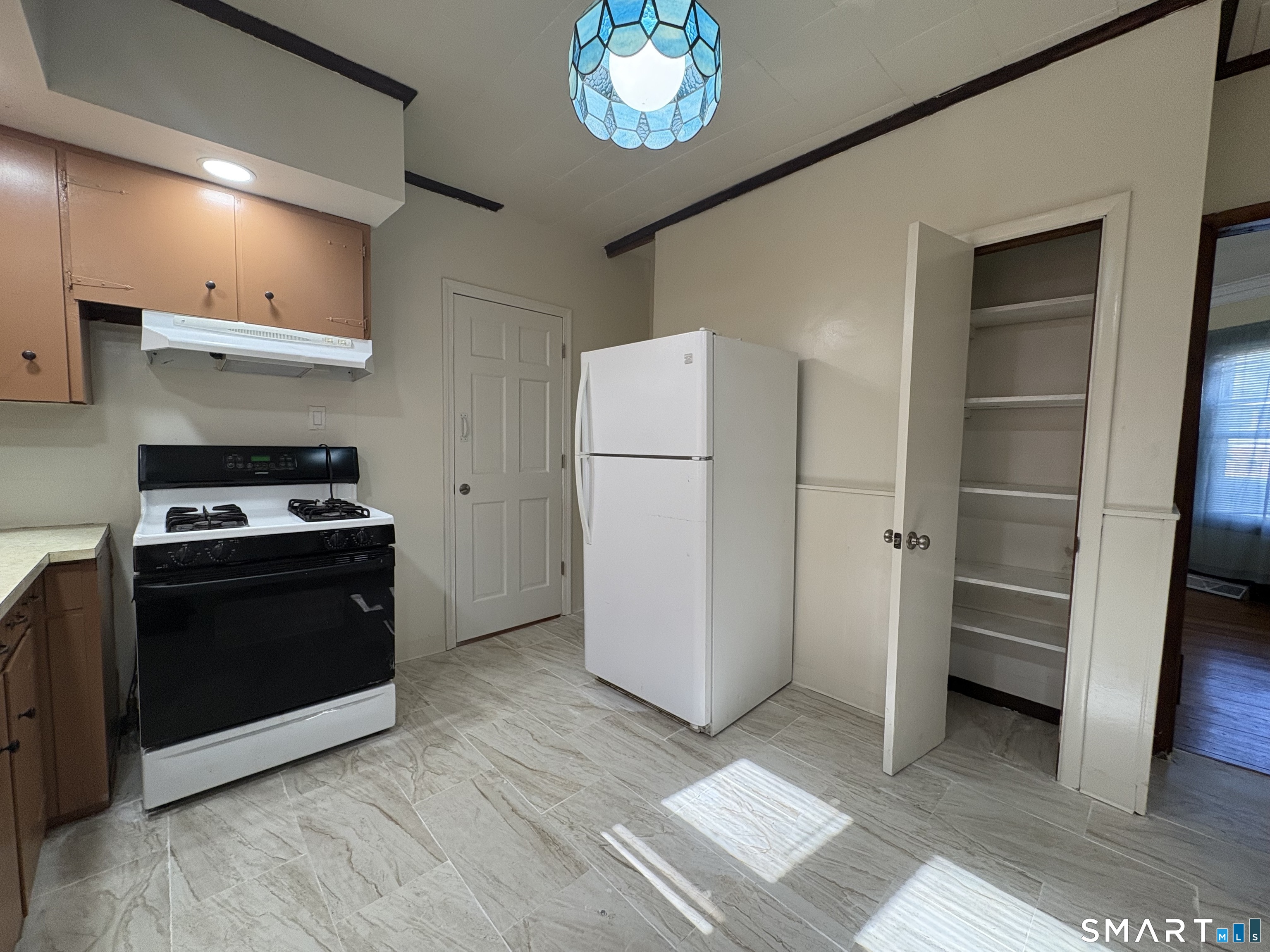 303 2ND Avenue West Haven CT 06516
