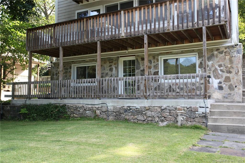 29 Lavelle Avenue New Fairfield CT 06812