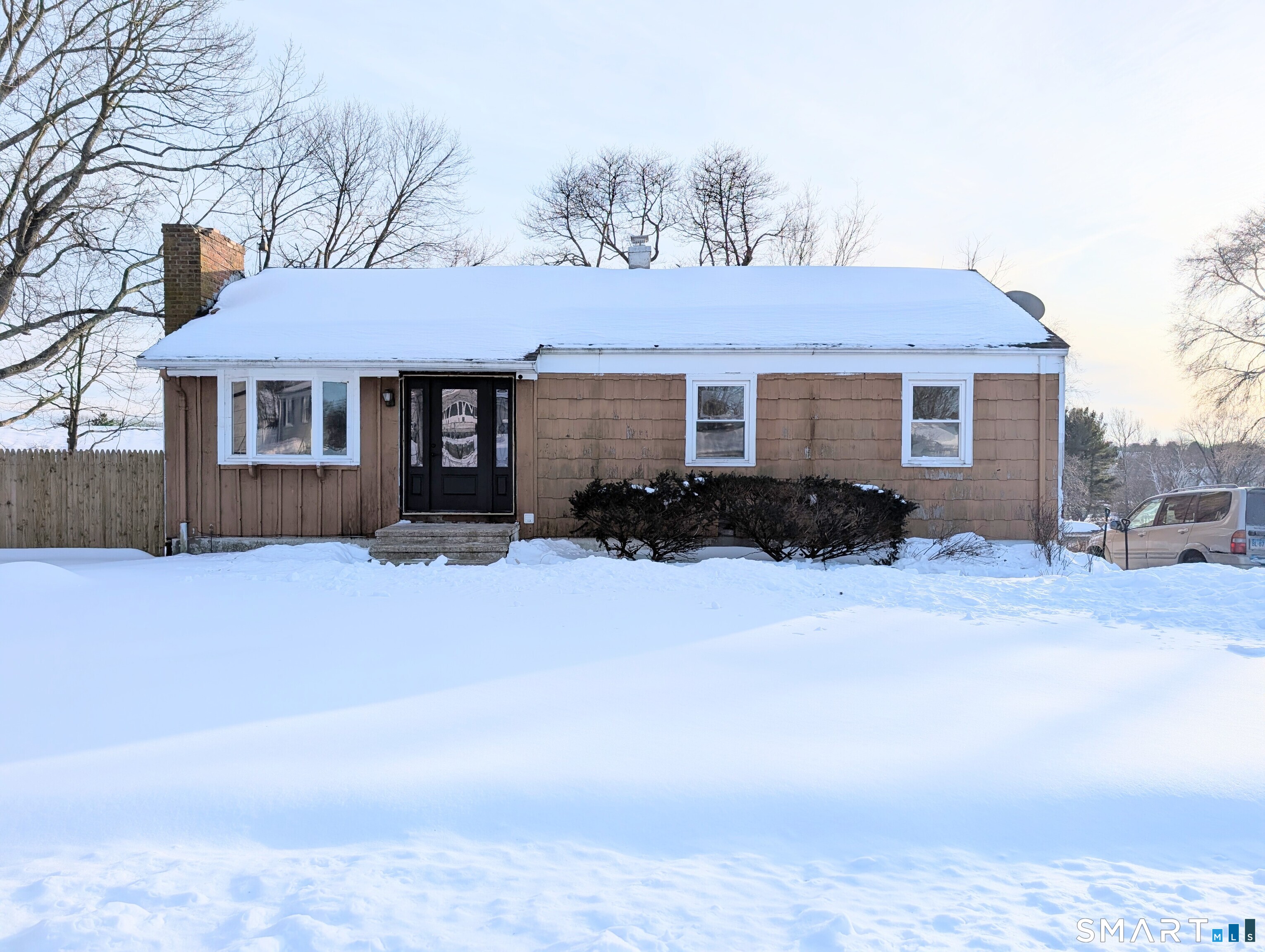 139 Little Deer Road Bridgeport CT 06606