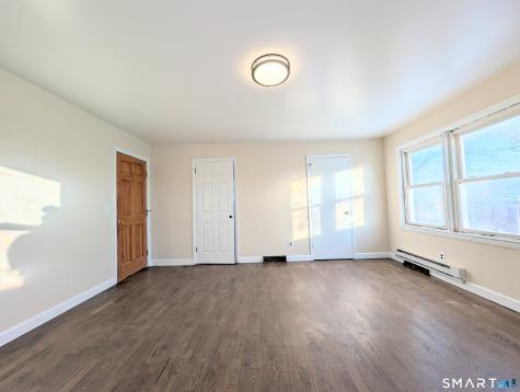 139 Little Deer Road Bridgeport CT 06606