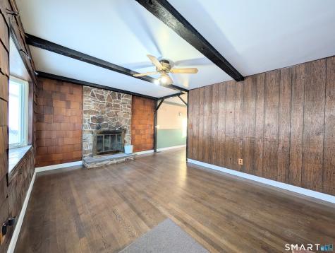 139 Little Deer Road Bridgeport CT 06606