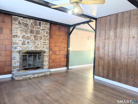 139 Little Deer Road Bridgeport CT 06606