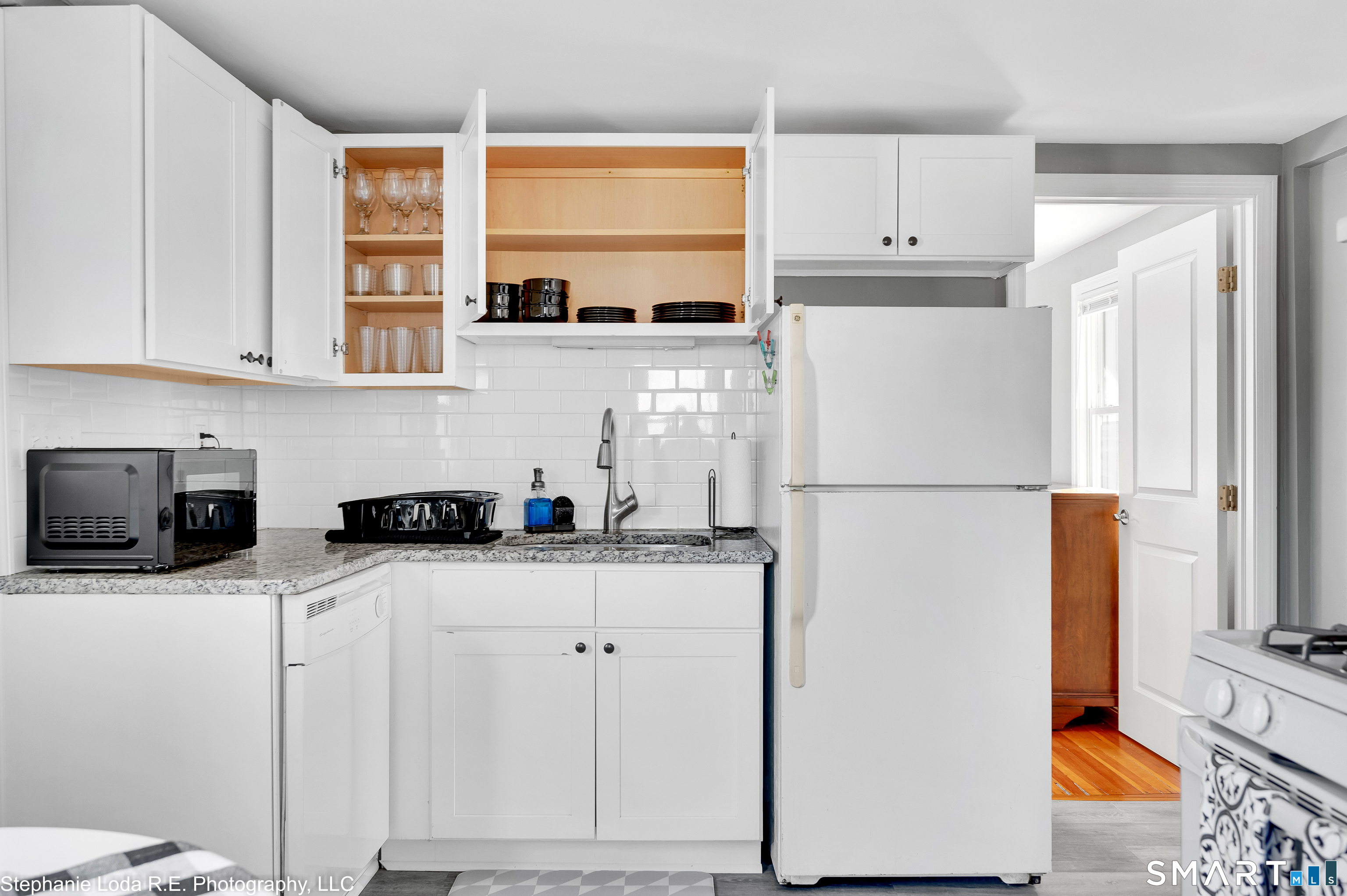 31 Monroe Street Branford CT 06405