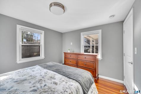 31 Monroe Street Branford CT 06405