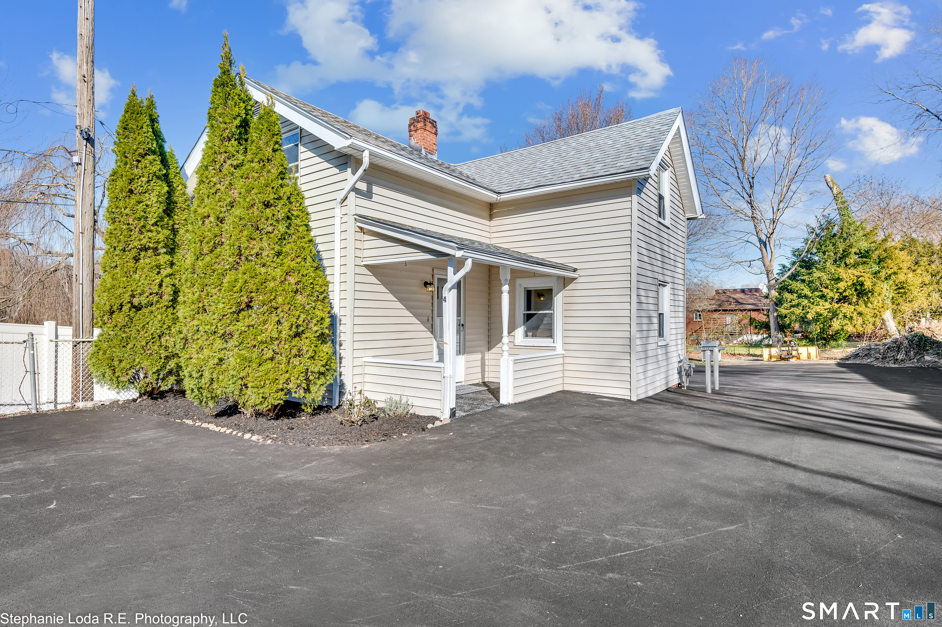 31 Monroe Street Branford CT 06405