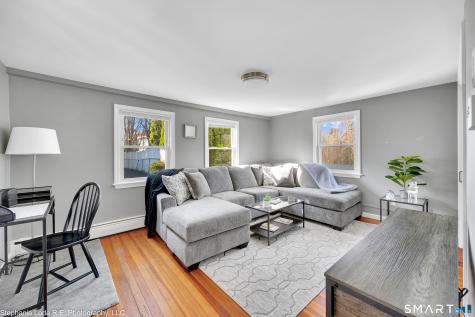 31 Monroe Street Branford CT 06405