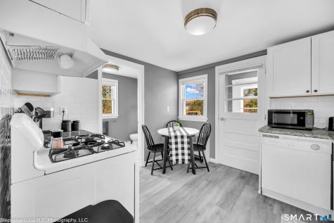 31 Monroe Street Branford CT 06405
