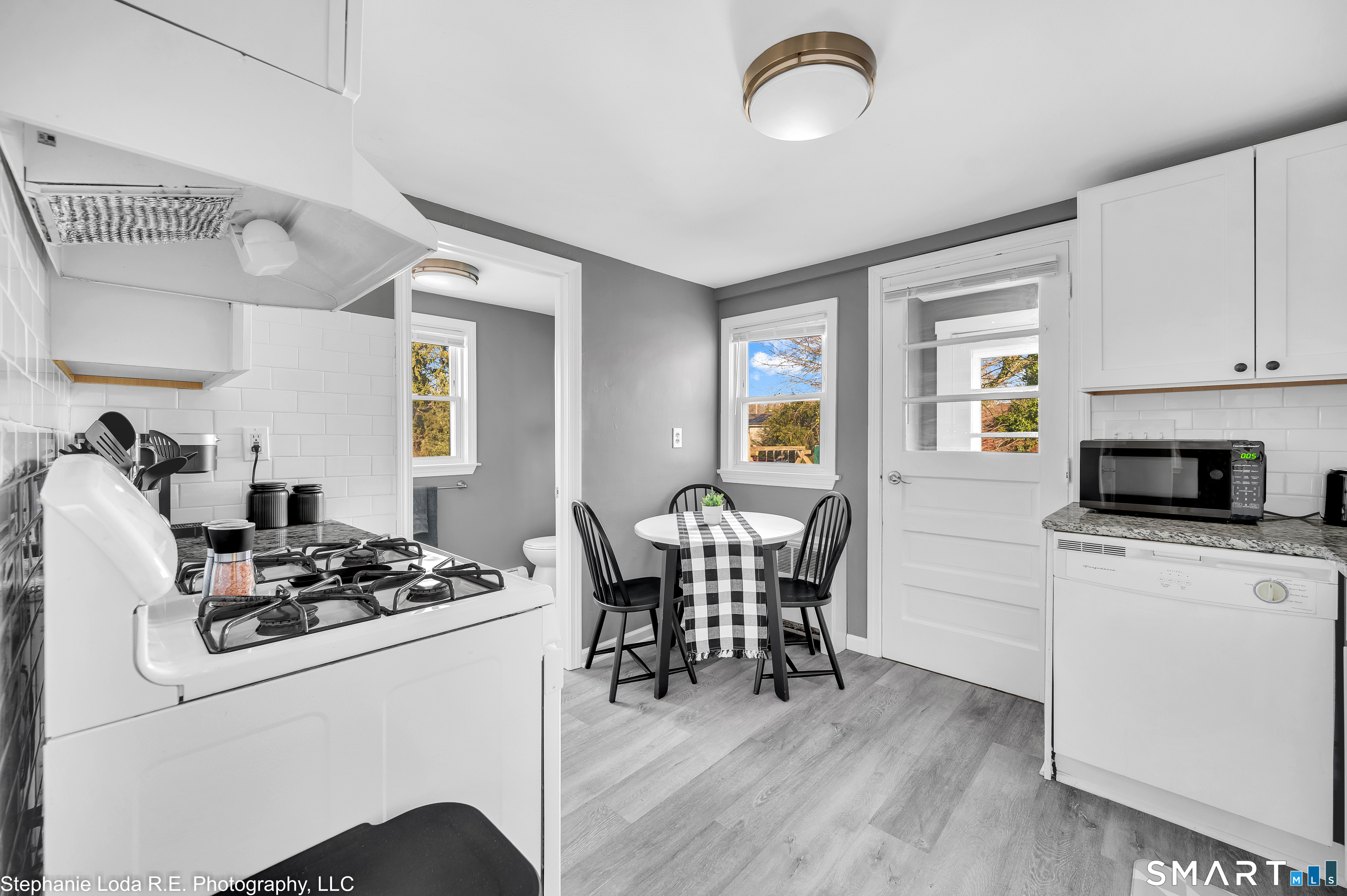 31 Monroe Street Branford CT 06405