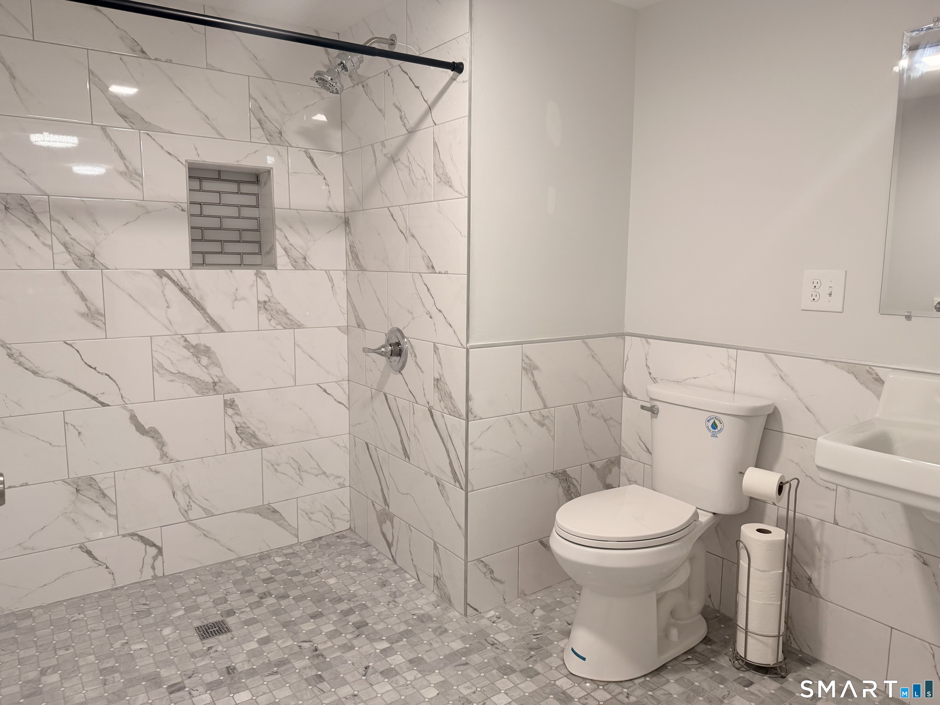 1085-2 Whalley Avenue New Haven CT 06515