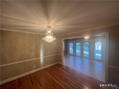 6 Kingsley Drive South Windsor CT 06074