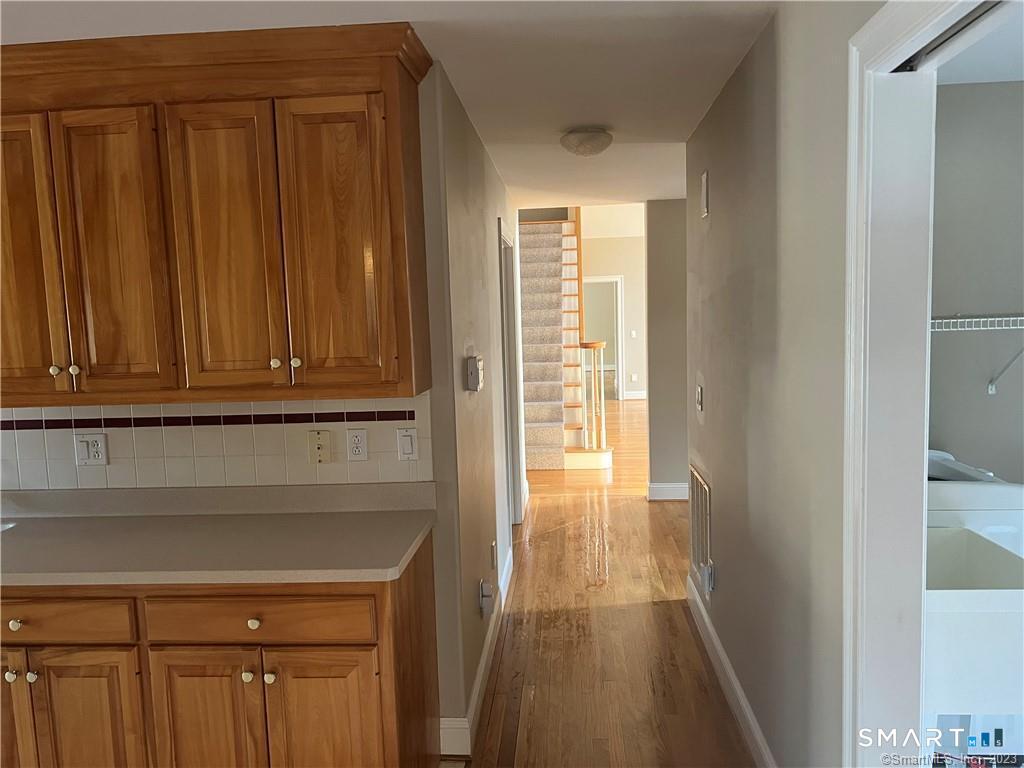 6 Kingsley Drive South Windsor CT 06074