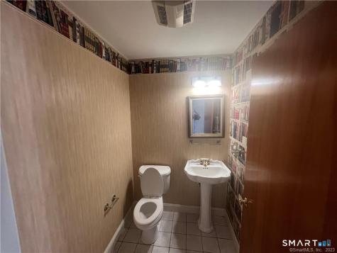 6 Kingsley Drive South Windsor CT 06074
