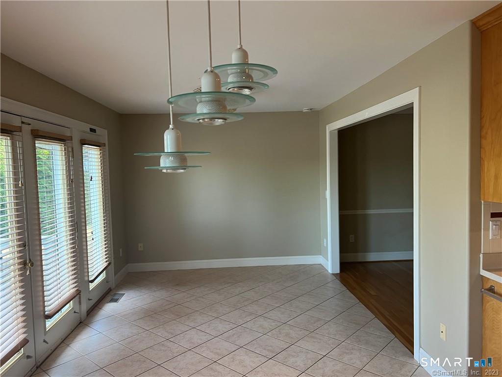 6 Kingsley Drive South Windsor CT 06074