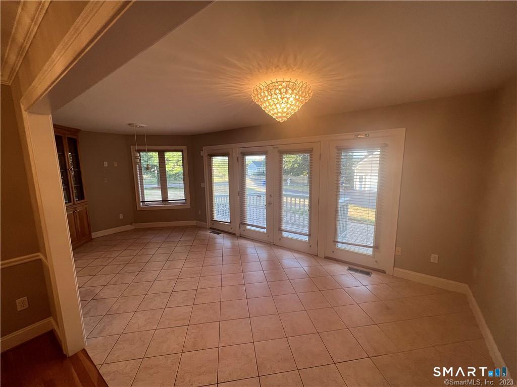 6 Kingsley Drive South Windsor CT 06074