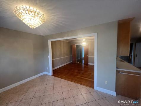 6 Kingsley Drive South Windsor CT 06074