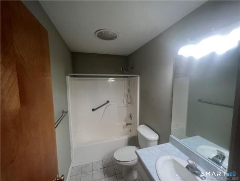 6 Kingsley Drive South Windsor CT 06074