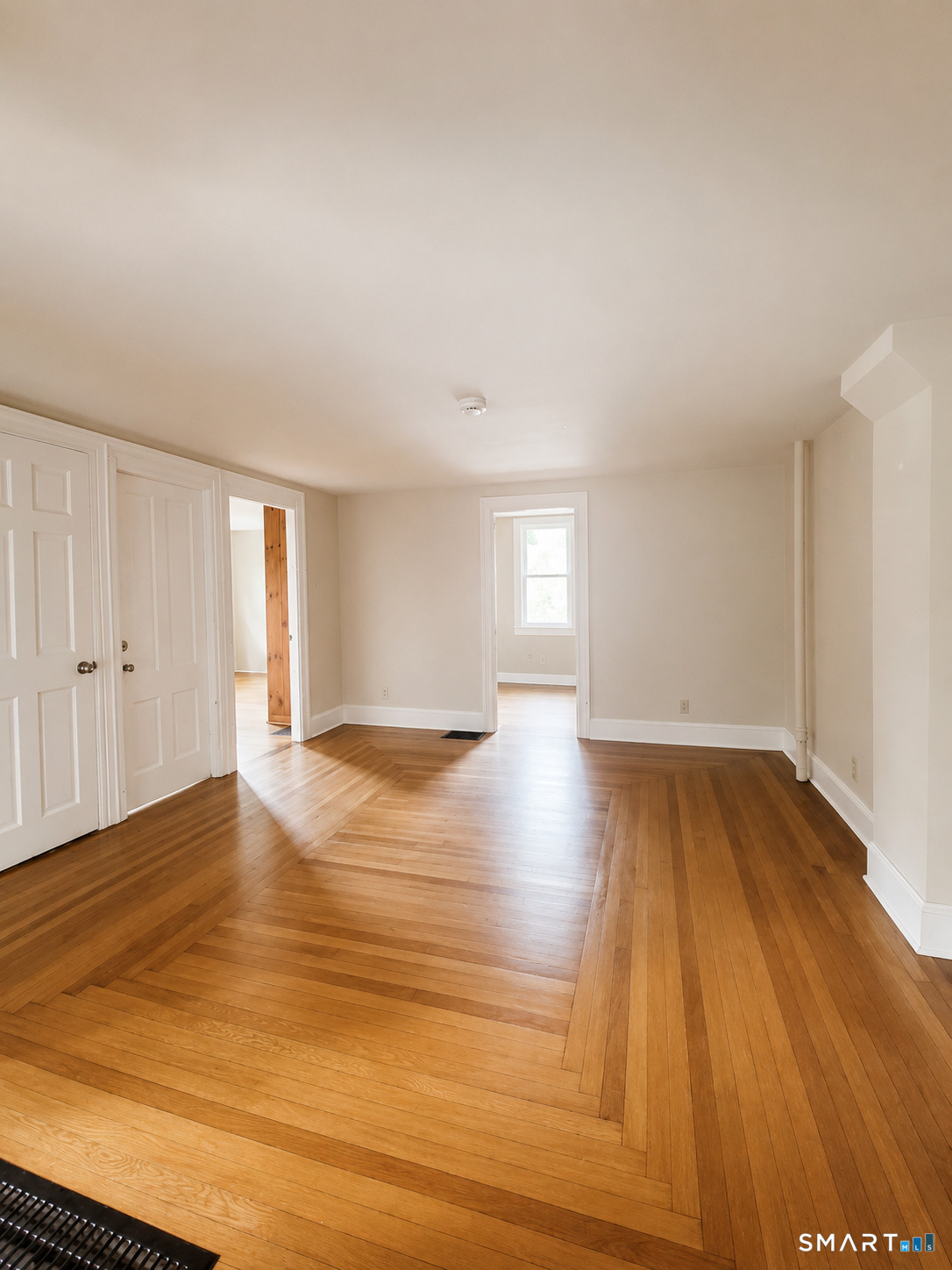 561 Hopewell Road Glastonbury CT 06073