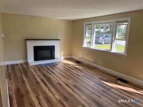 121 Riverview Avenue Groton CT 06340