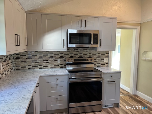 121 Riverview Avenue Groton CT 06340