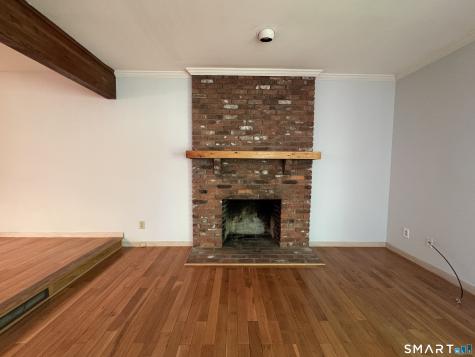 223 Deer Run Shelton CT 06484