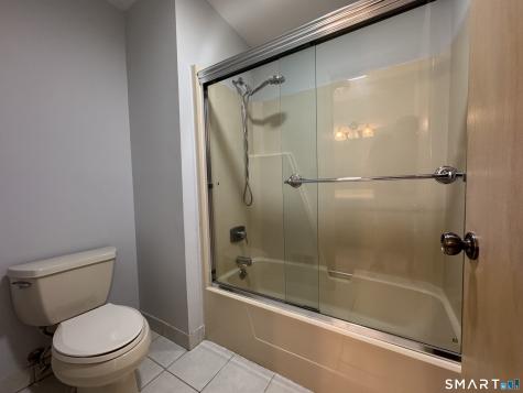 223 Deer Run Shelton CT 06484