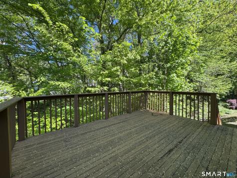 223 Deer Run Shelton CT 06484
