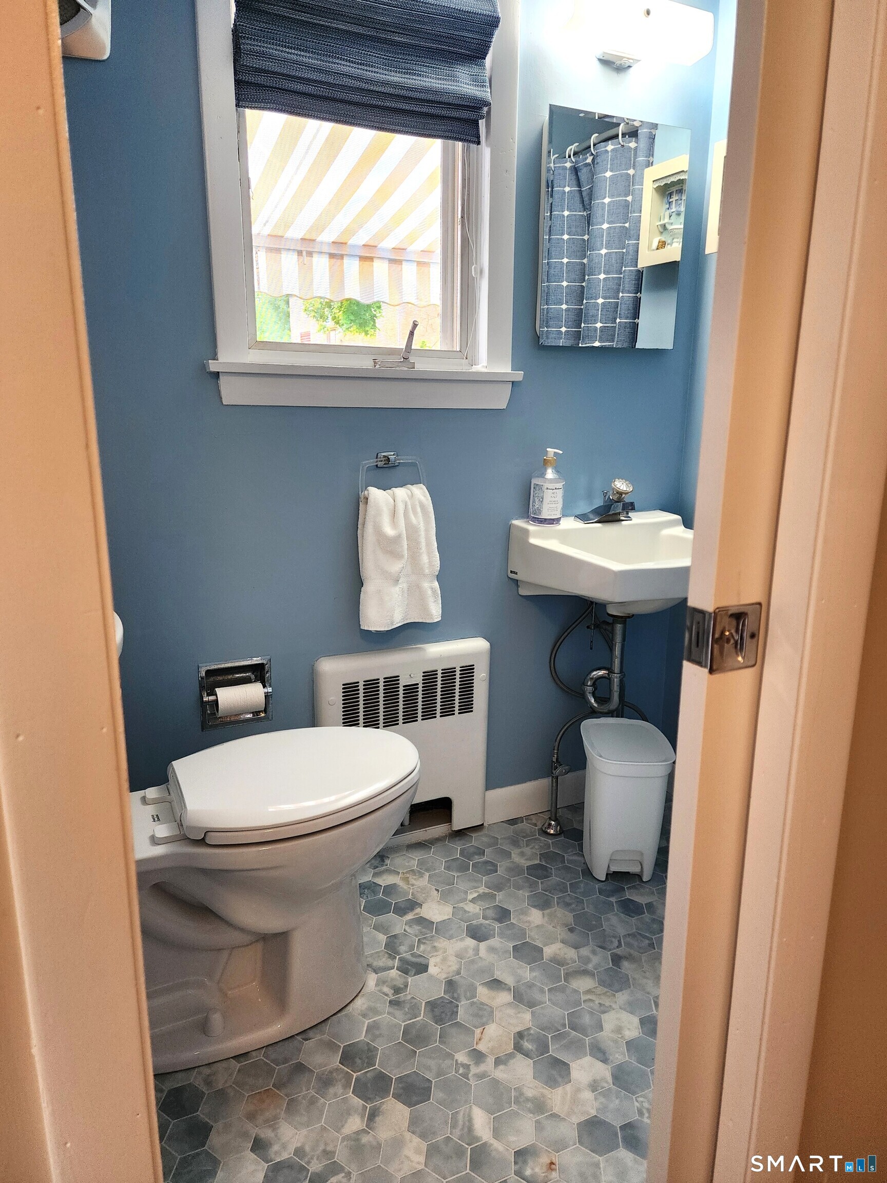 7 East Pattagansett Road East Lyme CT 06357